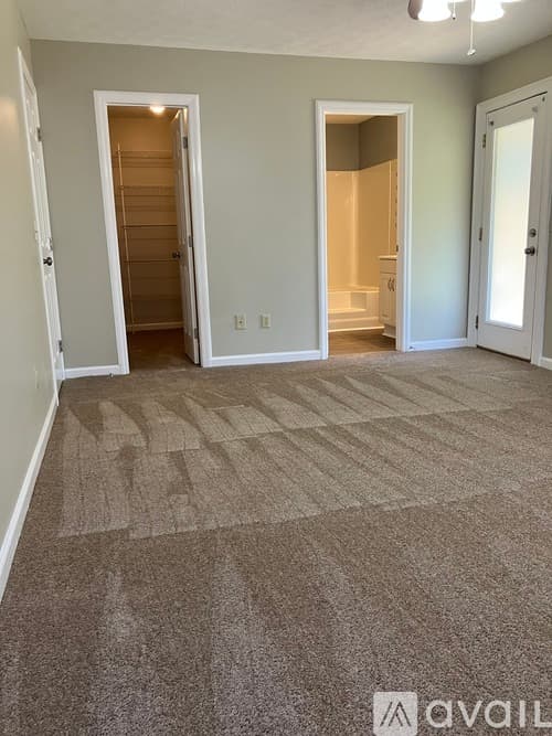 Columbus House: 3822 Sunrise Lane