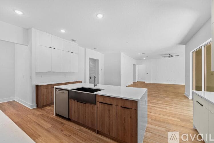 Brooksville House: 6622 Summit View Dr