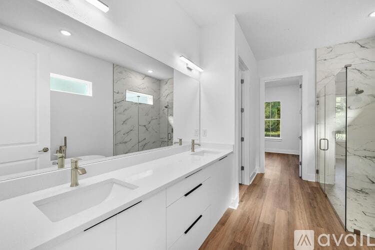Brooksville House: 6622 Summit View Dr