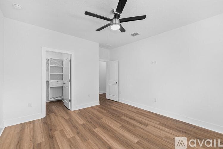 Brooksville House: 6622 Summit View Dr