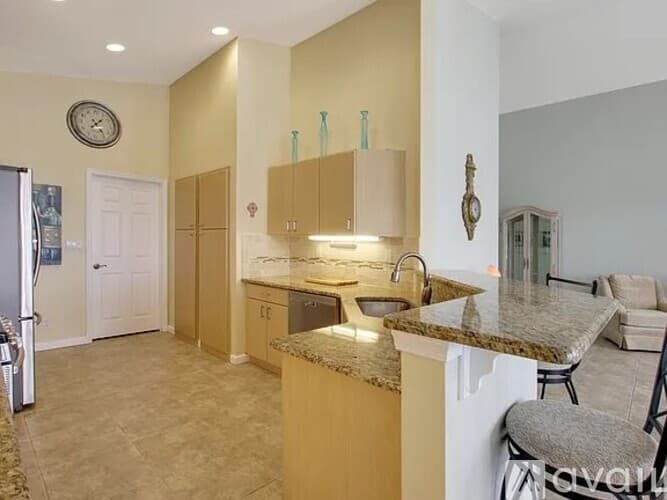 Port St. Lucie House: 122 Northwest Swann Mill Circle