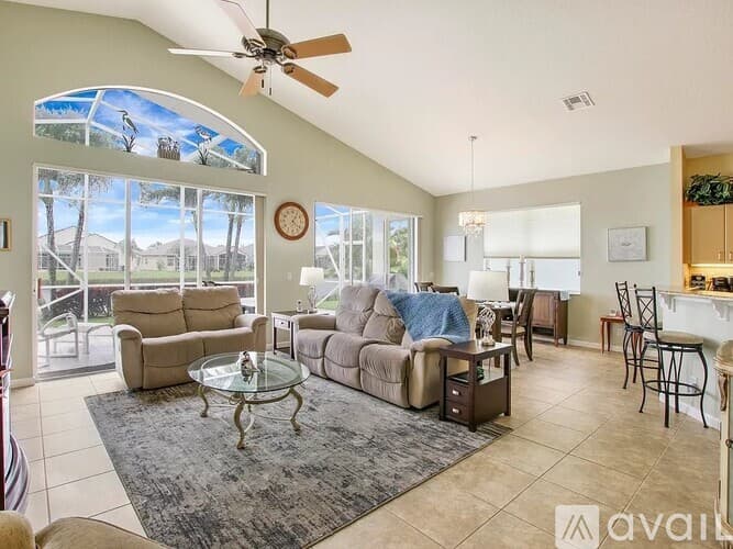 Port St. Lucie House: 122 Northwest Swann Mill Circle