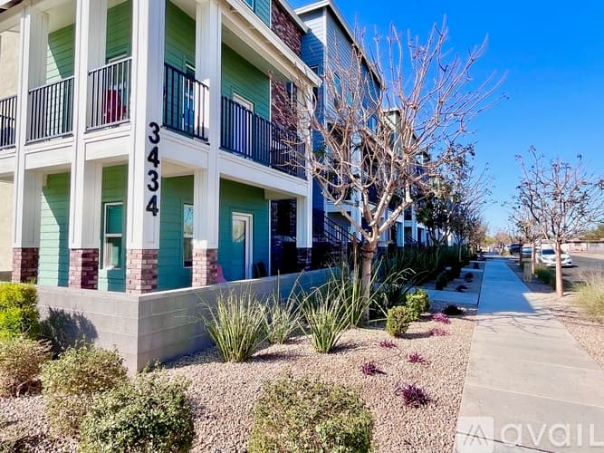 Phoenix Apartment: 3434 N Longview Ave