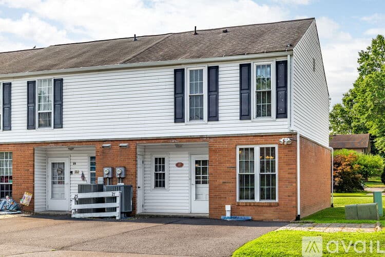 Danville Townhome: 27 Montgomery Village Ln