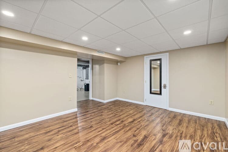 Danville Townhome: 27 Montgomery Village Ln