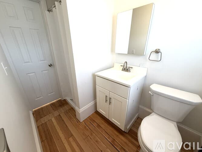 Boston Apartment: 1808 River St