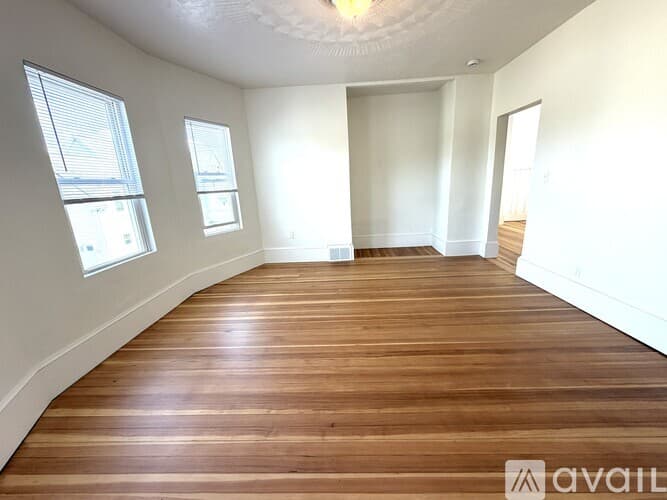 Boston Apartment: 1808 River St