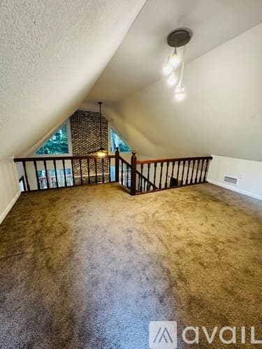 Gainesville House: 5220 Flat Creek Road