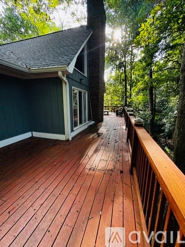 Gainesville House: 5220 Flat Creek Road