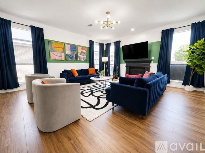 Haltom City House: 5832 Clear Creek Dr
