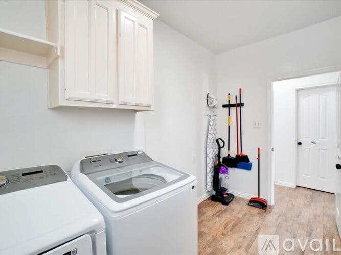 Haltom City House: 5832 Clear Creek Dr