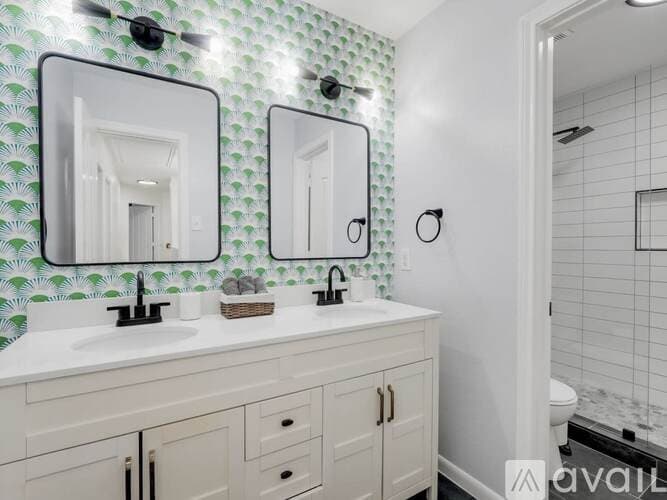 Haltom City House: 5832 Clear Creek Dr