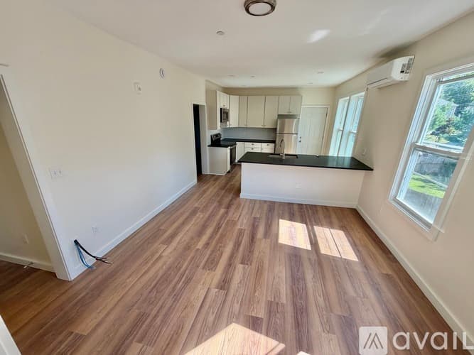Portland Apartment: 23 Pembroke St