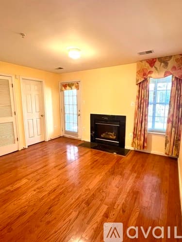 Germantown Townhome: 21259 Owls Nest Circle