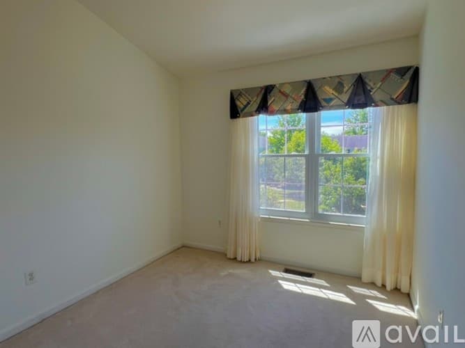 Germantown Townhome: 21259 Owls Nest Circle