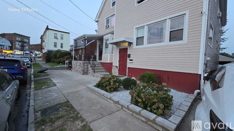 Irvington House: 14 43rd Street