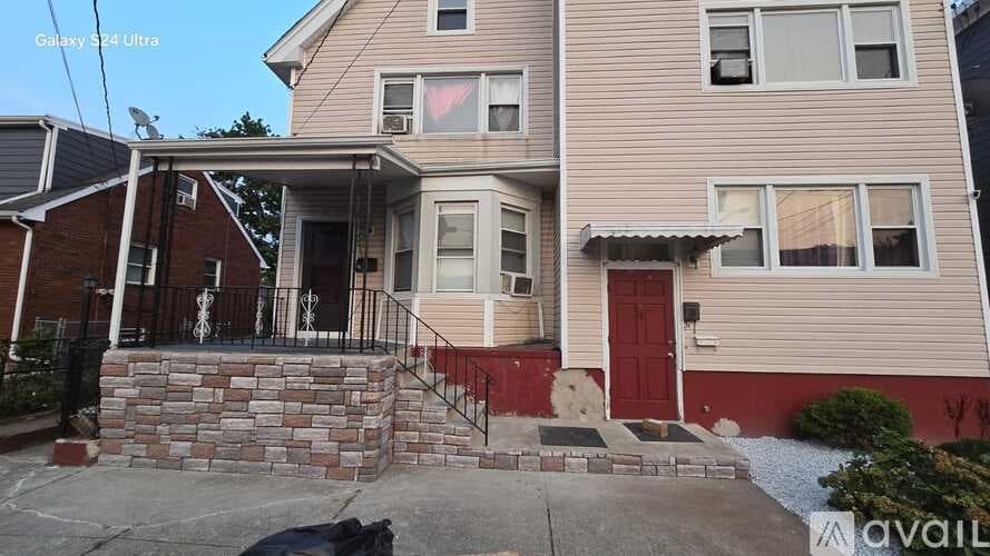 Irvington House: 14 43rd Street