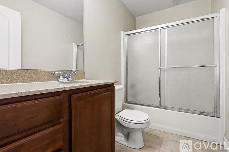 Battle Creek House: 113 Clubhouse Drive