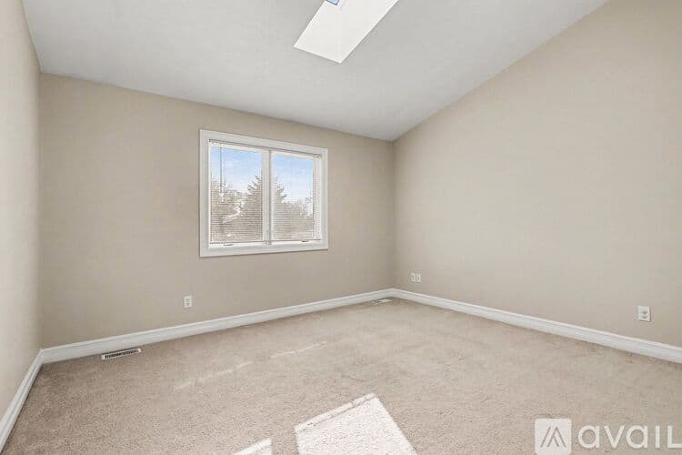 Battle Creek House: 113 Clubhouse Drive