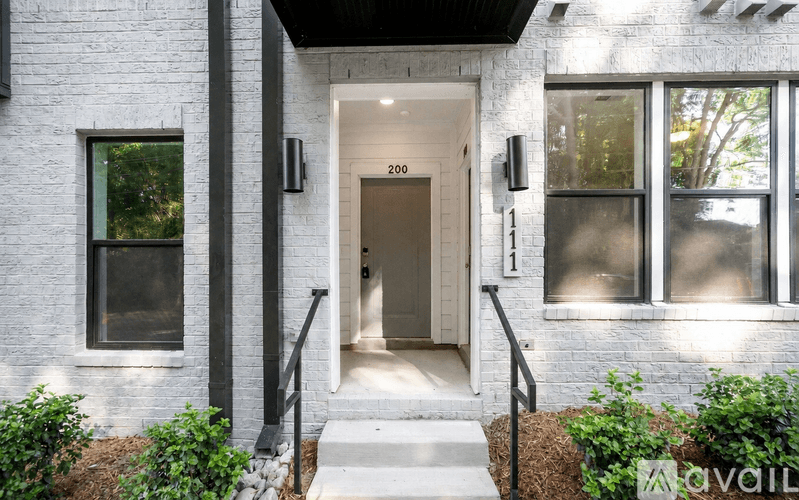Wake Forest Townhome: 111 N Franklin St
