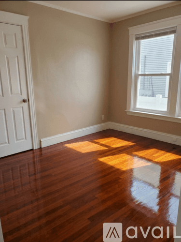 Providence Apartment: 15 Pembroke Avenue