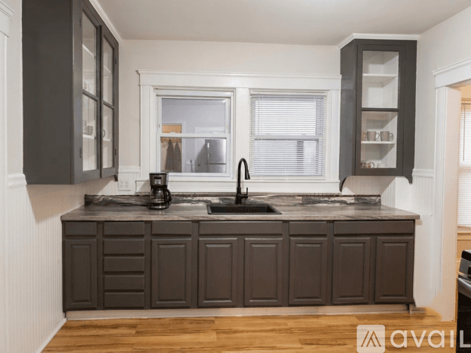 Providence Apartment: 15 Pembroke Avenue