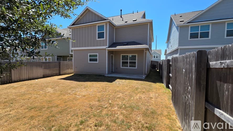 Liberty Hill House: 249 Red Buckeye Loop