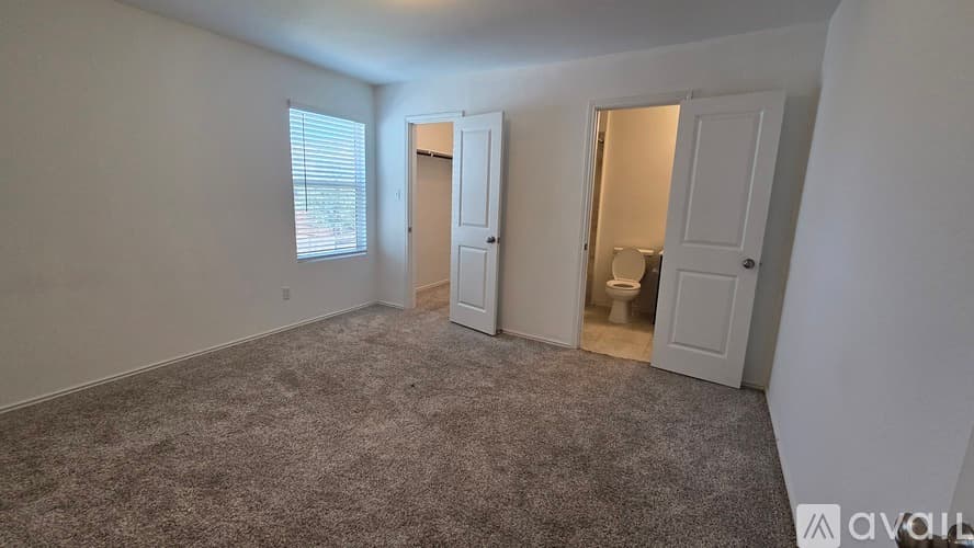 Liberty Hill House: 249 Red Buckeye Loop