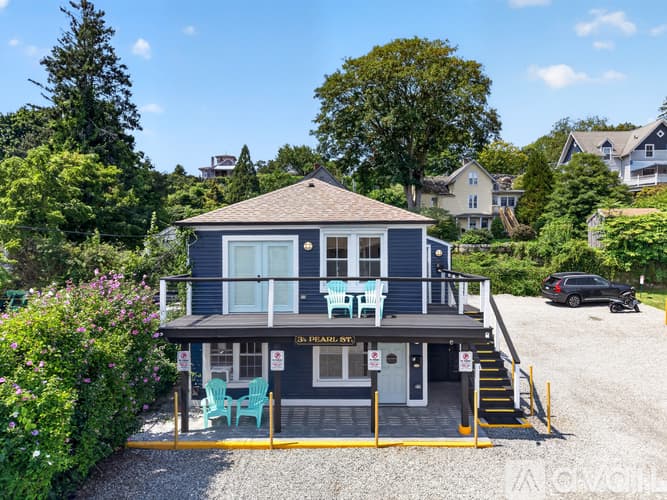 Groton Apartment: 3 Pearl St