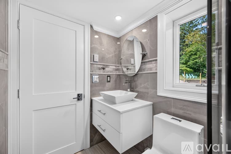 Groton Apartment: 3 Pearl St