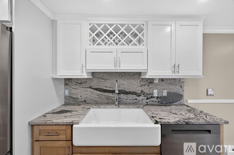 Groton Apartment: 3 Pearl St