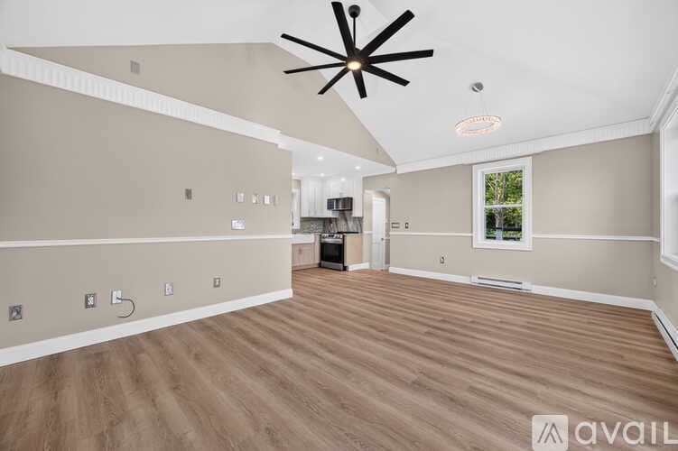 Groton Apartment: 3 Pearl St
