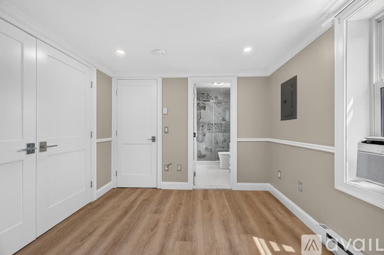 Groton Apartment: 3 Pearl St