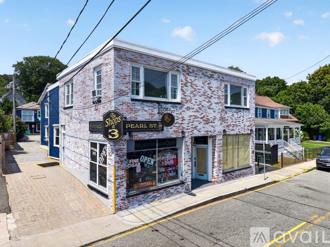 Groton Apartment: 3 Pearl St