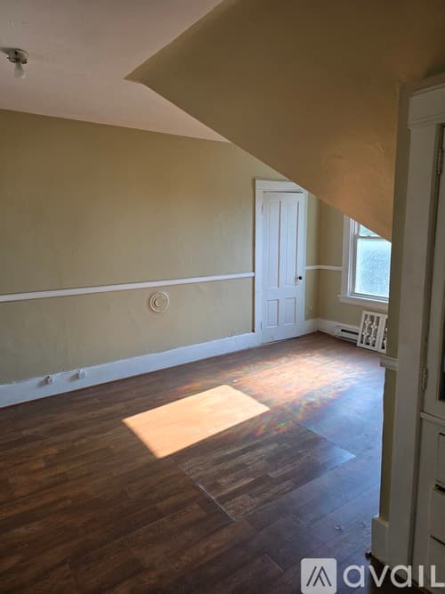 Worcester Apartment: 26 John St