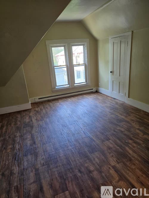 Worcester Apartment: 26 John St