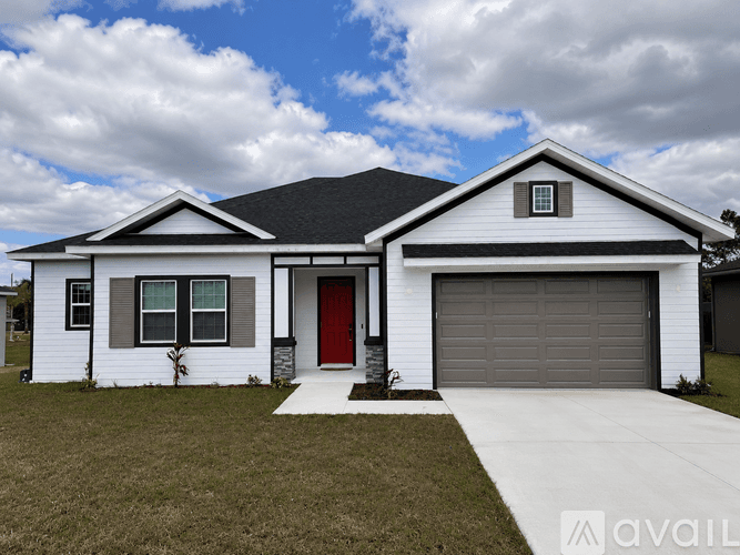 Spring Hill House: 9219 Northcliffe Blvd