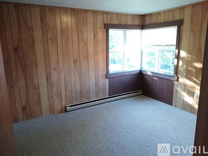 Sunbury Apartment: 750 N 8th St
