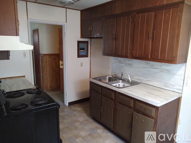Sunbury Apartment: 750 N 8th St