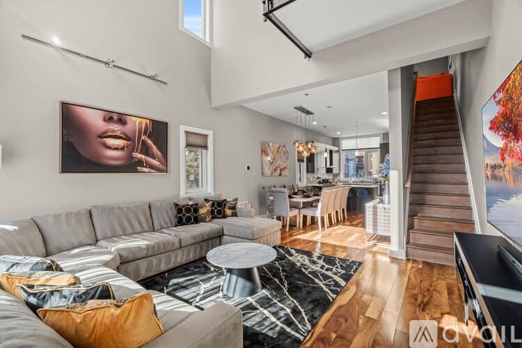 Philadelphia Townhome: 1124 34 N American St