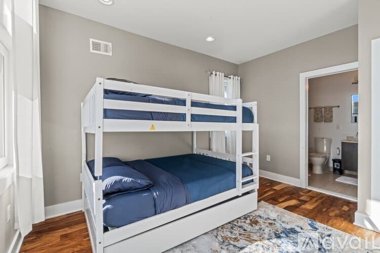 Philadelphia Townhome: 1124 34 N American St
