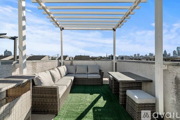 Philadelphia Townhome: 1124 34 N American St