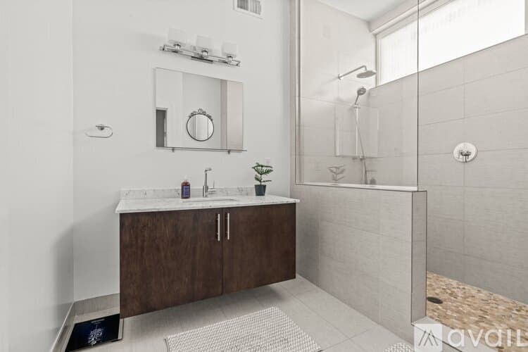 Philadelphia Townhome: 1124 34 N American St