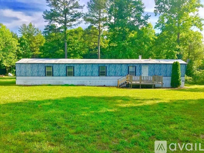 Marion House: 198 Dawn Dr
