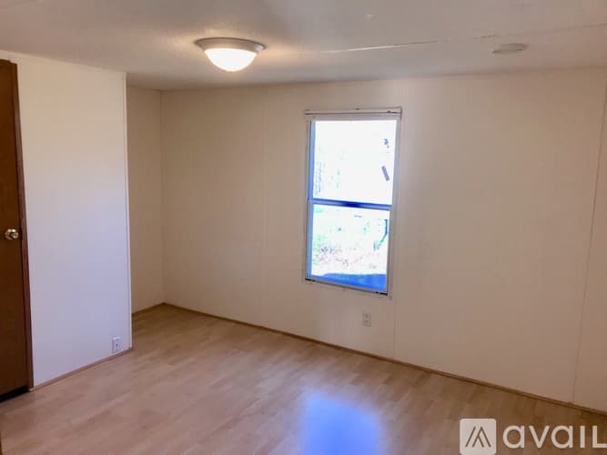 Marion House: 198 Dawn Dr