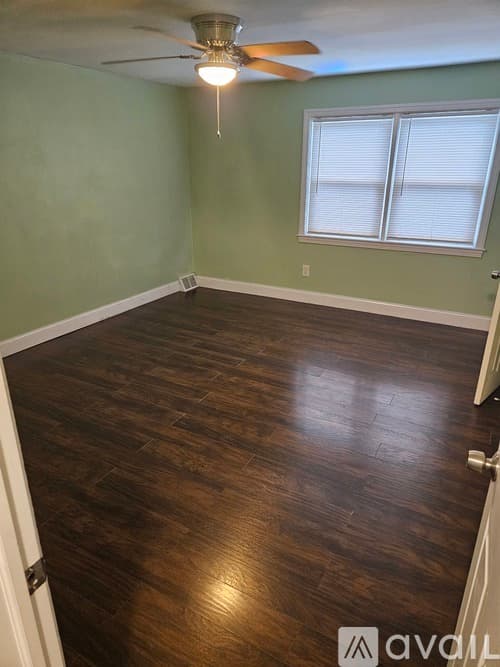 Norristown Townhome: 412 East Basin Street