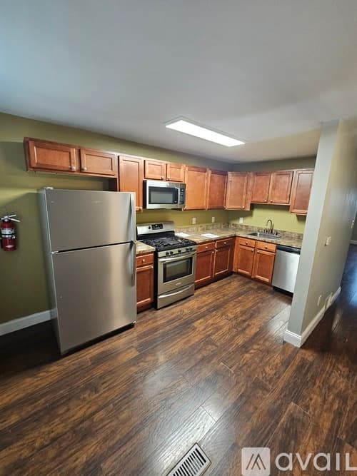 Norristown Townhome: 412 East Basin Street