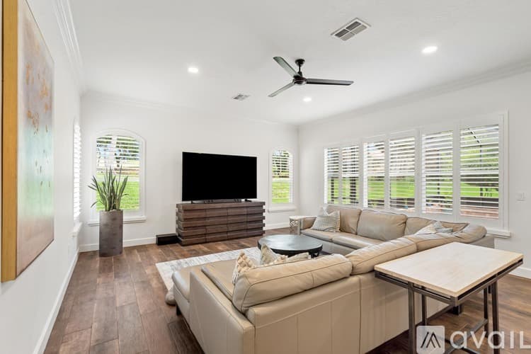 Dade City House: 12649 Oak Hollow Ct
