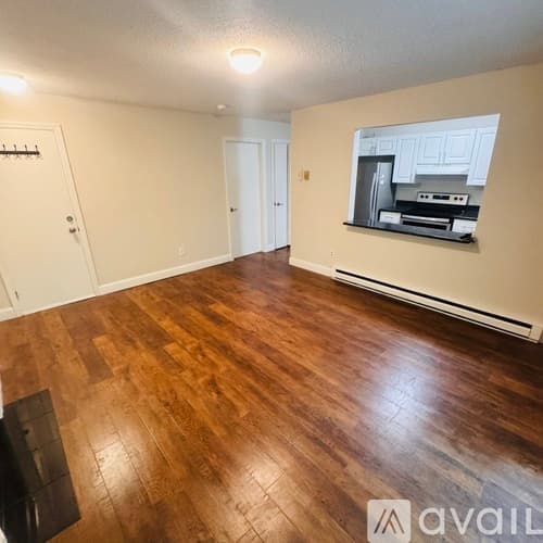 Danbury Apartment: 19 Somers Street