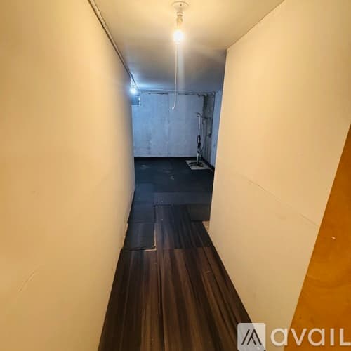 Danbury Apartment: 19 Somers Street